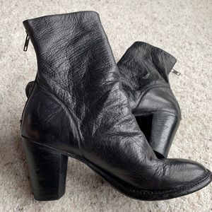 SILVANO SASSETTI Heeled Booties sz FR 37.5, US 6.5-7